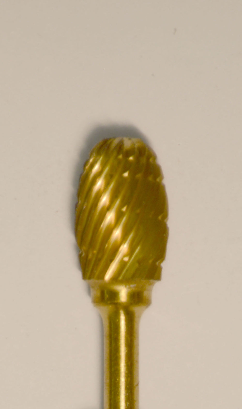 Buffalo Egg/Oval (52C) TNT-Coated Dual Cut Regular HP Carbide Bur