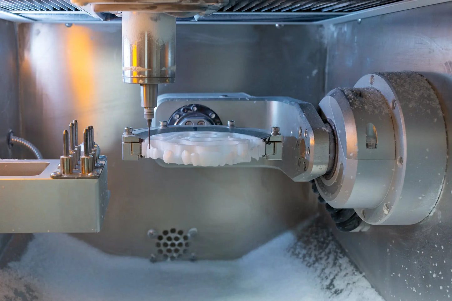 Renfert SILENT powerCAM TC Extraction unit for CAM systems - RMH3 Digital by RMH3 Dental